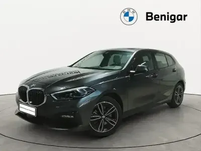 Usado BMW 118 Executive 140 CV (102 kW) 2020 Gris Utilitario