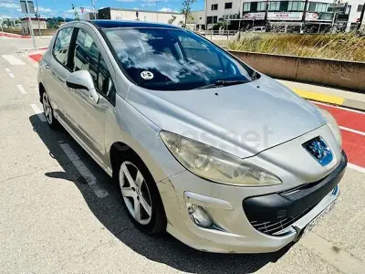 Usado Peugeot 308 Sport 110 HP (80 kW) 2008 Cinzento Sedan