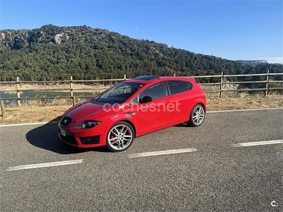 Usado Seat Leon FR 170 CV (125 kW) 2009 Rojo Utilitario