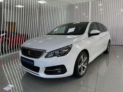 Usado Peugeot 308 SW Allure 131 CV (96 kW) 2021 Blanco Familiar