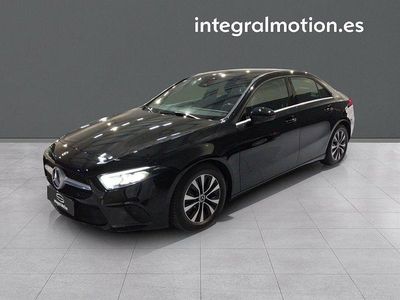 Usado Mercedes A180 116 CV (85 kW) 2020 Negro Berlina