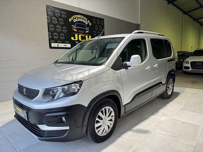 Usado Peugeot Rifter Active 130 CV (95 kW) 2019 Gris / plata Monovolumen