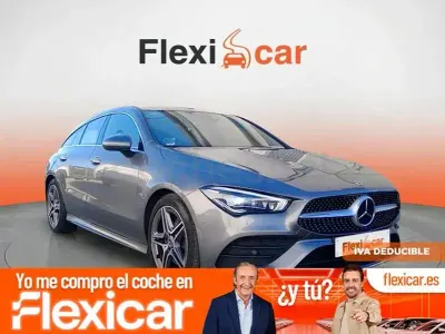 Usado Mercedes CLA220 Shooting Brake 190 CV (139 kW) 2020 Gris / plata Familiar