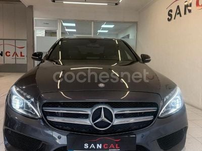 Usado Mercedes C220 AMG line 170 CV (125 kW) 2015 Gris / plata Berlina