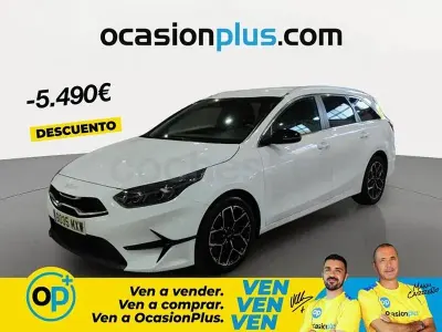 Usado Kia Ceed Style 100 CV (73 kW) 2025 Blanco Utilitario