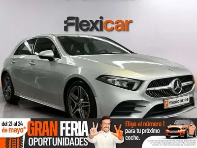 Usado Mercedes A180 109 CV (80 kW) 2021 Gris Utilitario