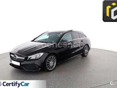 Usado Mercedes CLA200 Shooting Brake AMG line 156 CV (114 kW) 2017 Negro Familiar