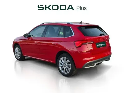 Usado Skoda Kamiq Ambition 110 CV (80 kW) 2022 Rojo SUV