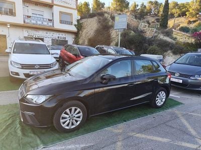 Usado Seat Ibiza Reference 95 CV (69 kW) 2018 Negro Berlina