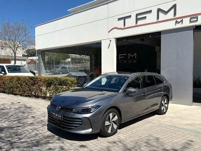 Usado VW Passat 150 CV (110 kW) 2025 Gris / plata Familiar