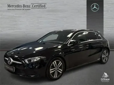 Usado Mercedes A180 136 CV (100 kW) 2022 Negro noche Berlina