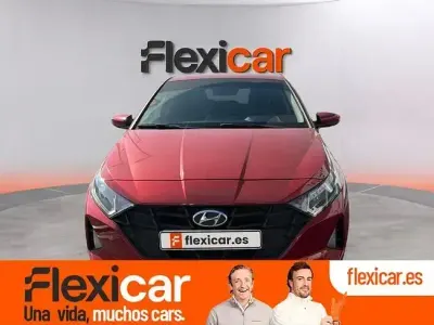 Usado Hyundai i20 100 CV (73 kW) 2023 Rojo Utilitario