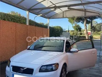 Usado Volvo C30 Momentum 100 CV (73 kW) 2007 Blanco Utilitario