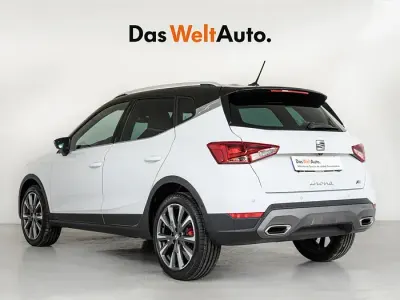 Usado Seat Arona FR 115 CV (84 kW) 2025 Blanco SUV