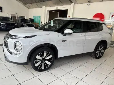 Usado Mitsubishi Outlander P-HEV