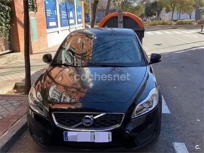 Usado Volvo C30 Summum 109 CV (80 kW) 2010 Negro Utilitario