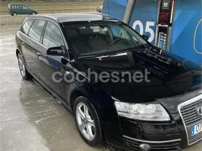 Usado Audi A6 180 CV (132 kW) 2005 Negro Familiar