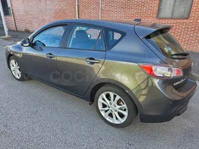 Usado Mazda 3 Sportive 185 CV (136 kW) 2010 Gris / plata Berlina
