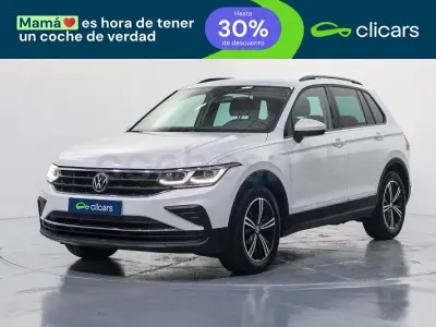 Begagnad VW Tiguan Allspace Life 150 HK (110 kW) 2023 Vit SUV