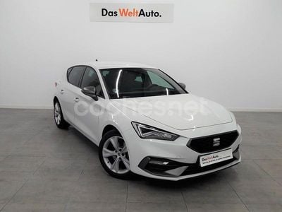 Blanco Usado 2024 Seat Leon FR Berlina | 25.340 € (Precio justo)