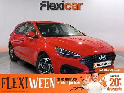Usado Hyundai i30 120 CV (88 kW) 2024 Rojo Berlina