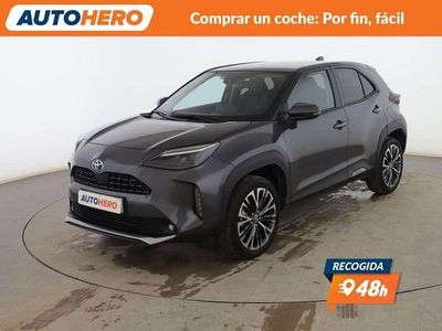 Gris Usado 2022 Toyota Yaris Cross Plus SUV | 23.428 € (Precio justo)