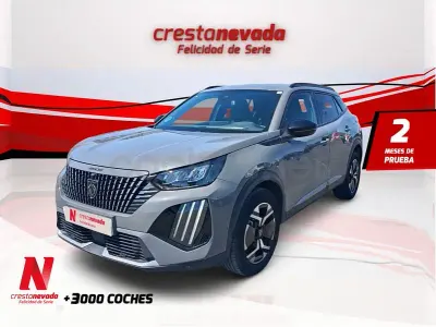 Usado Peugeot 2008 Allure 130 CV (95 kW) 2023 Gris / plata SUV