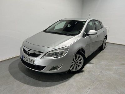 Usado Opel Astra Sport 110 CV (80 kW) 2010 Gris / plata Berlina