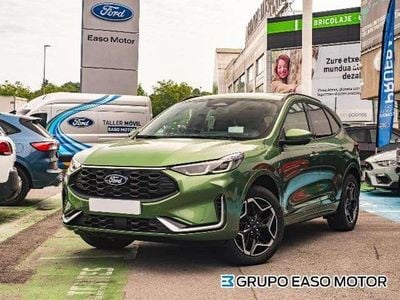 Usado Ford Kuga ST-Line X 182 CV (133 kW) 2024 Verde SUV