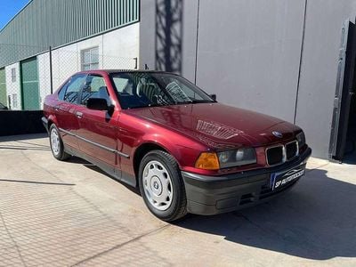 Usado BMW 318 Comfort Edition 113 CV (83 kW) 1995 Burdeos Berlina