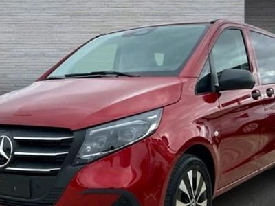 Nuevo Mercedes Vito 163 CV (119 kW) 2026 Rojo Van