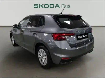 Usado Skoda Fabia Selection 115 CV (84 kW) 2025 Gris Utilitario