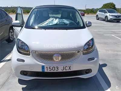 Usado Smart ForFour Passion 71 CV (52 kW) 2015 Blanco Utilitario