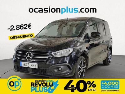 Usado Mercedes A180 116 CV (85 kW) 2023 Negro Monovolumen