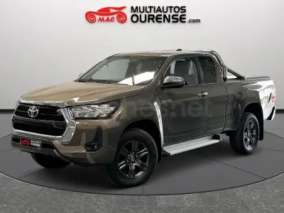 Usado Toyota HiLux 150 CV (110 kW) 2022 Negro Pickup/Camioneta