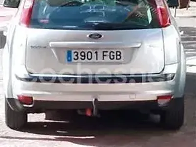 Usado Ford Focus 109 CV (80 kW) 2007 Gris / plata Berlina
