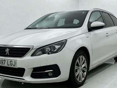 Usado Peugeot 308 SW Style 131 CV (96 kW) 2020 Blanco Familiar