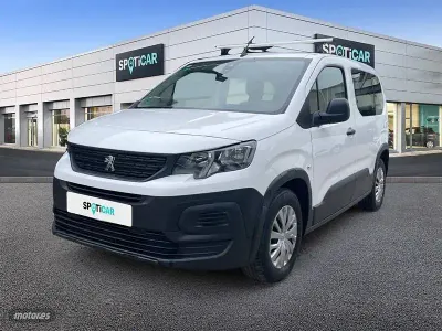 Usado Peugeot Rifter Access 100 CV (73 kW) 2020 Blanco Monovolumen