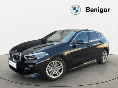 Usado BMW 118 Executive 140 CV (102 kW) 2022 Negro Utilitario