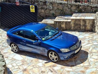 Usado Mercedes CLC200 122 CV (89 kW) 2009 Azul Utilitario