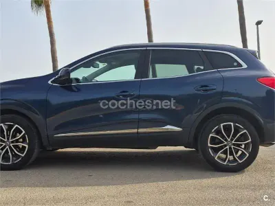 Usado Renault Kadjar Zen 160 CV (117 kW) 2019 Azul SUV