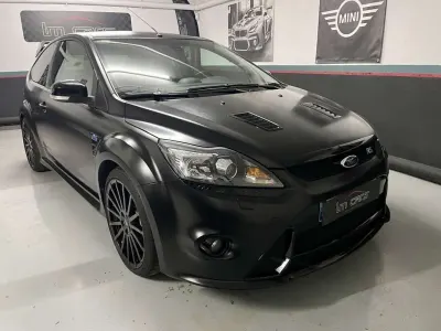 Usado Ford Focus RS 350 CV (257 kW) 2010 Negro Utilitario