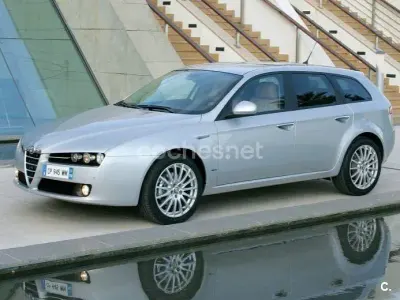 Usado Alfa Romeo 159 160 CV (117 kW) 2006 Azul Familiar