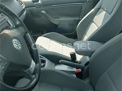 Usado VW Golf IV Highline 140 CV (102 kW) 2004 Blanco Berlina