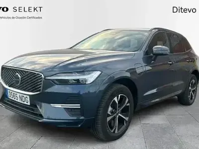 Usado Volvo XC60 Core 350 CV (257 kW) 2025 Azul SUV