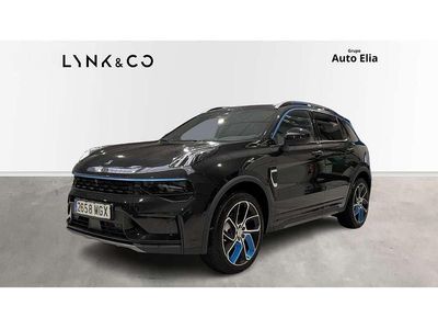 Begagnad Lynk & Co 01 261 HK (191 kW) 2023 Svart SUV
