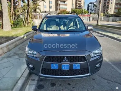 Usado Mitsubishi Outlander 150 CV (110 kW) 2011 Gris / plata SUV