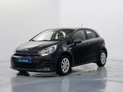 Usado Kia Rio 84 CV (61 kW) 2016 Azul Utilitario