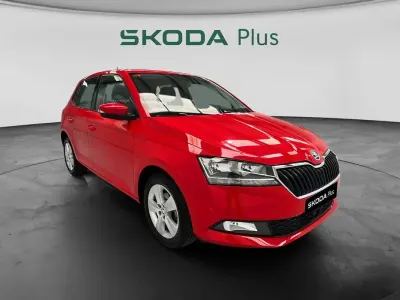 Usado Skoda Fabia Ambition 95 CV (69 kW) 2019 Rojo Utilitario