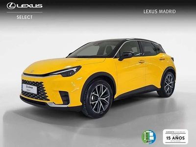 Usado Lexus LBX 137 CV (100 kW) 2025 Amarillo SUV
